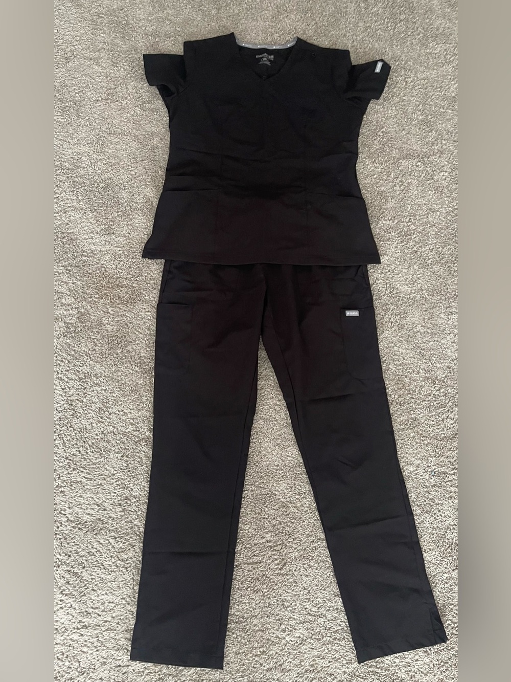 Maevn- Women’s Black Scrub Top & Pants Set